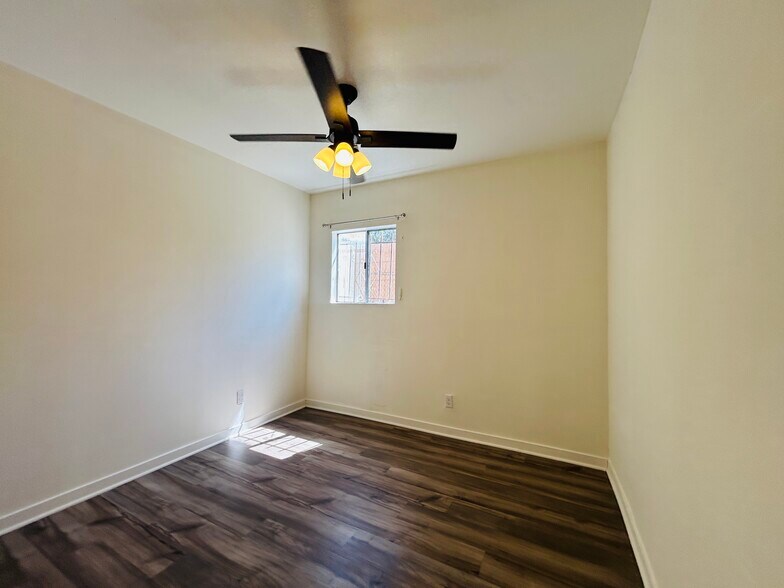 Building Photo - 1404 Echo Park Ave