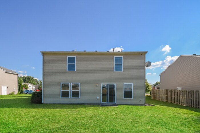 Building Photo - 1416 King Maple Dr