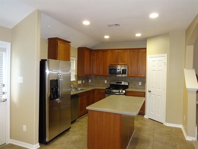 Primary Photo - 5318 Rio Dr