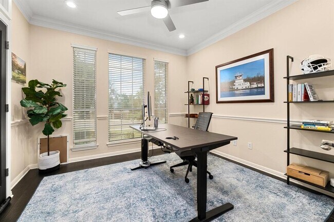 Building Photo - 5701 Sunset Ridge