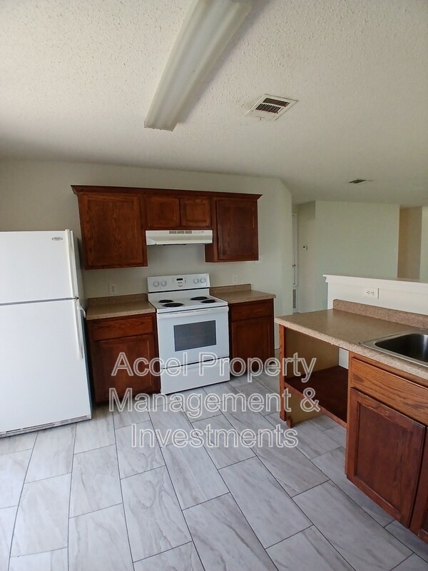 Building Photo - 5408 N 35th St