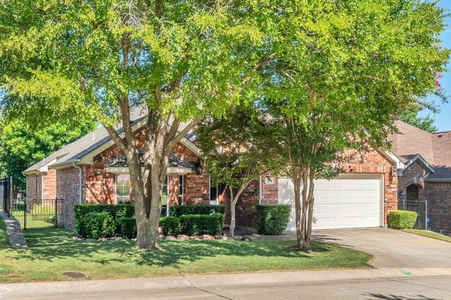 Building Photo - Herritage Ranch Gem