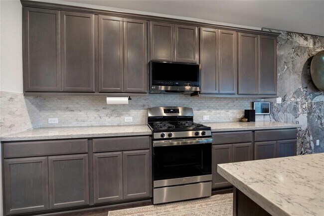 Building Photo - 7702 Kenora Wy