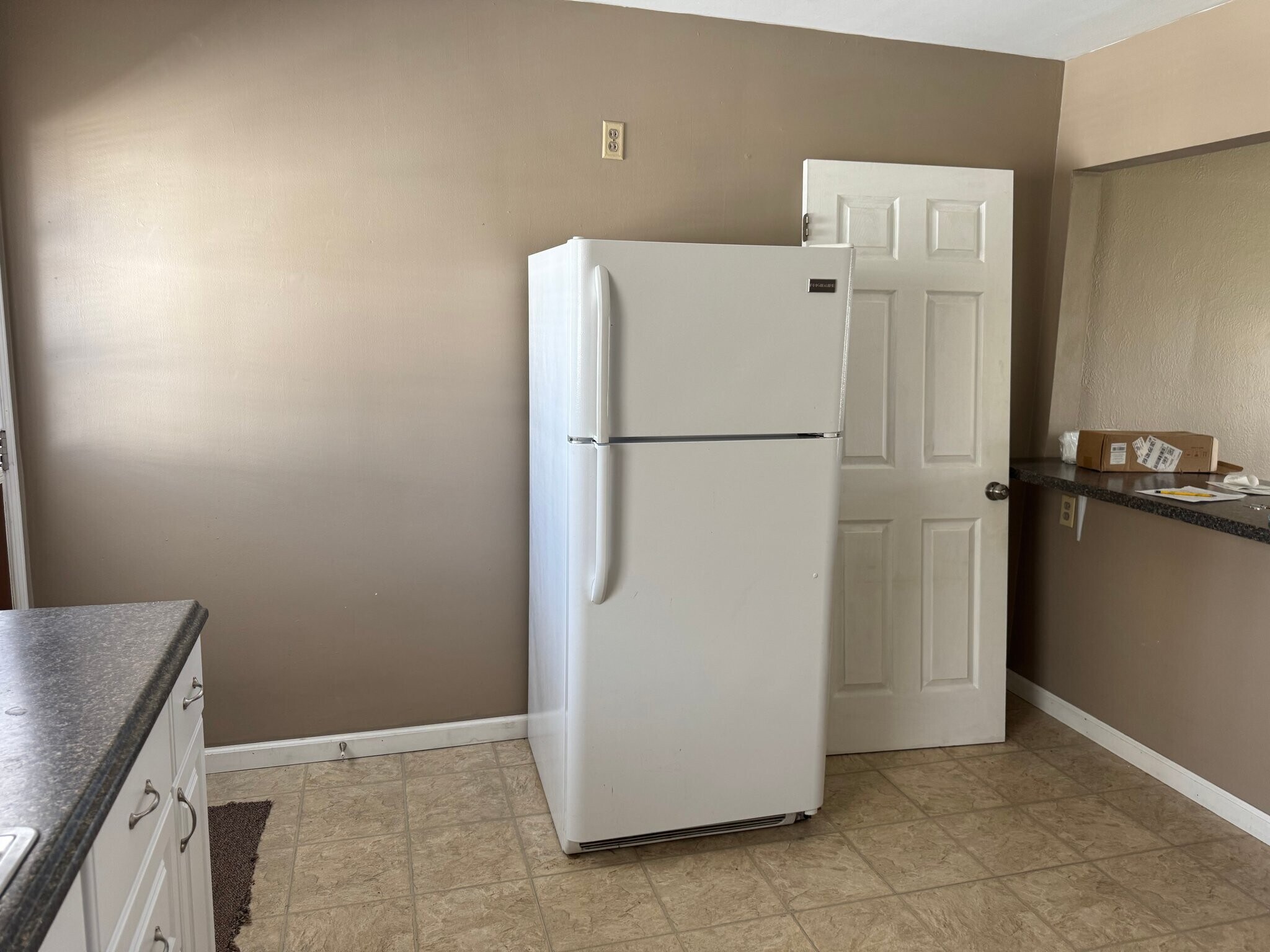 Building Photo - 115 Adams St