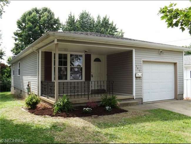 Building Photo - 366 Stephens Rd