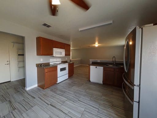 Building Photo - Stylish San Antonio Rental with Solar Panels, Fenced Yard, and All Appliances Included!