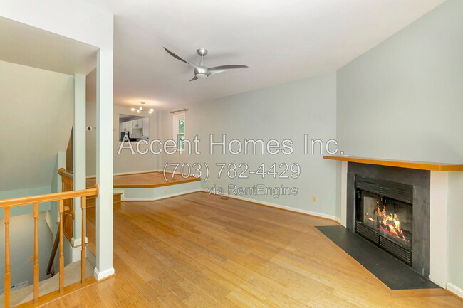 Building Photo - 5818 Wescott Hills Way