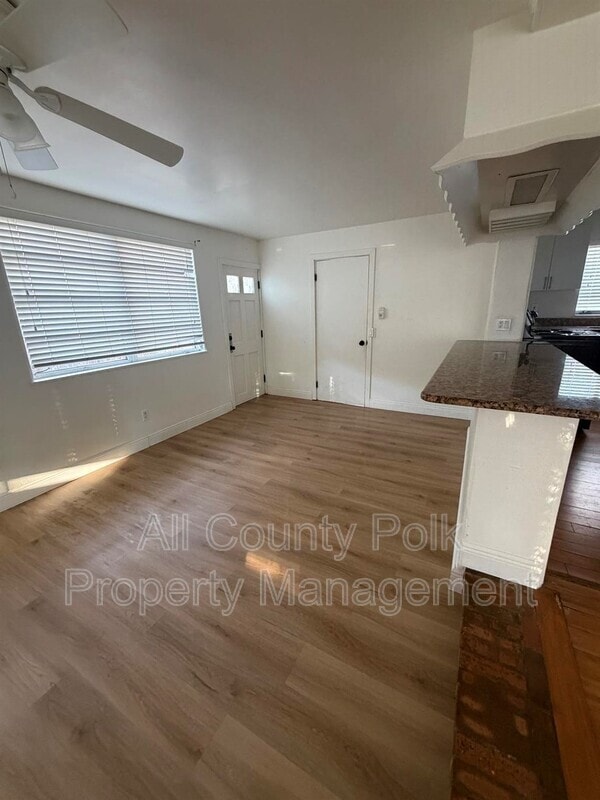 Building Photo - 2700 Homer Cir