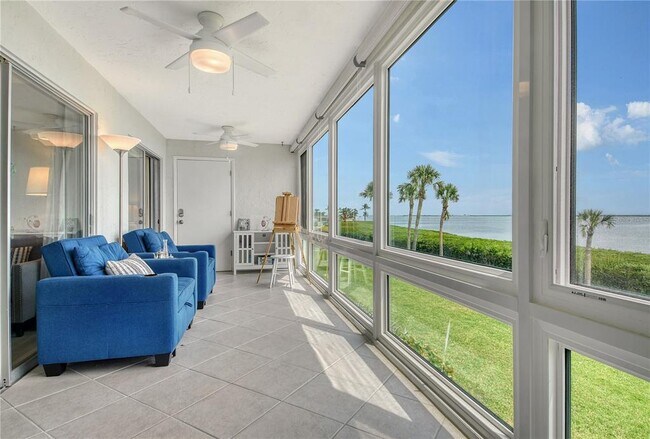 Building Photo - 4800 Gulf of Mexico Dr