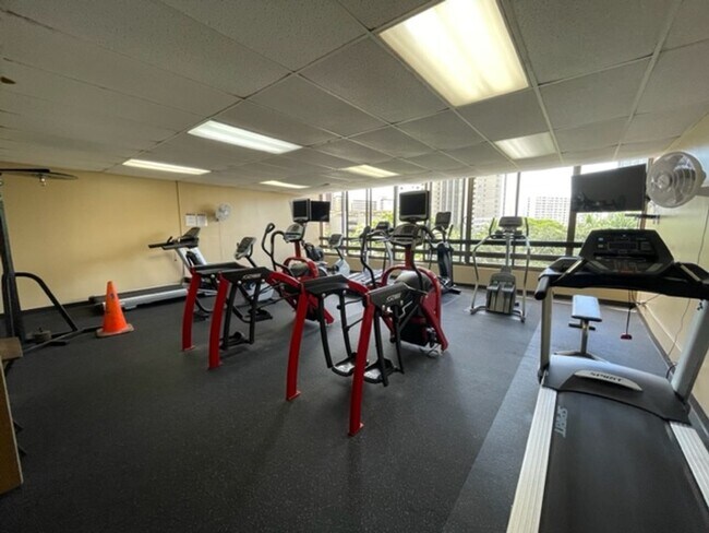 Building Photo - Available on 8/1/25, 600 sqft, 1 Bedroom, ...