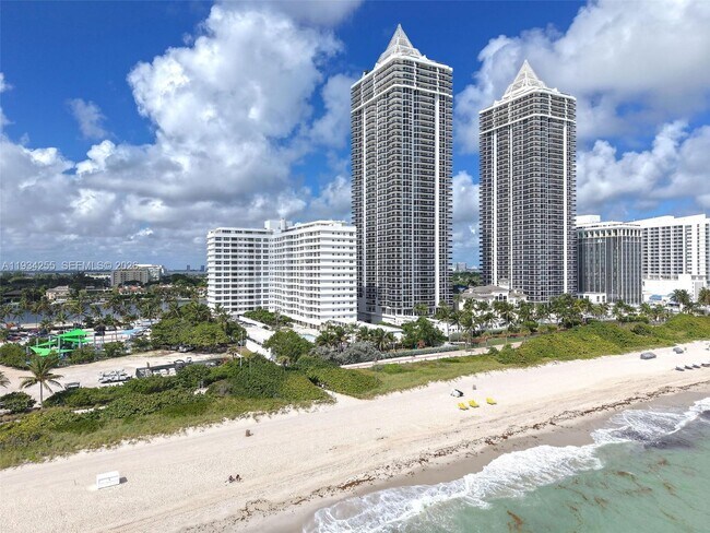 Building Photo - 4747 Collins Ave