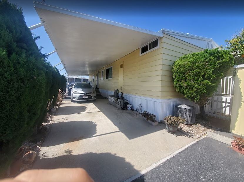 Building Photo - 1065 Lomita Blvd