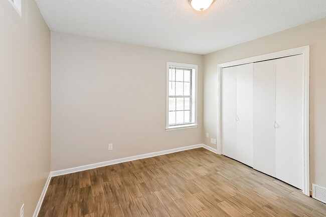 Building Photo - 3025 Wood Thrush Dr