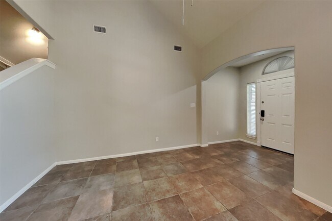 Building Photo - 25819 Oakridge Forest Ln