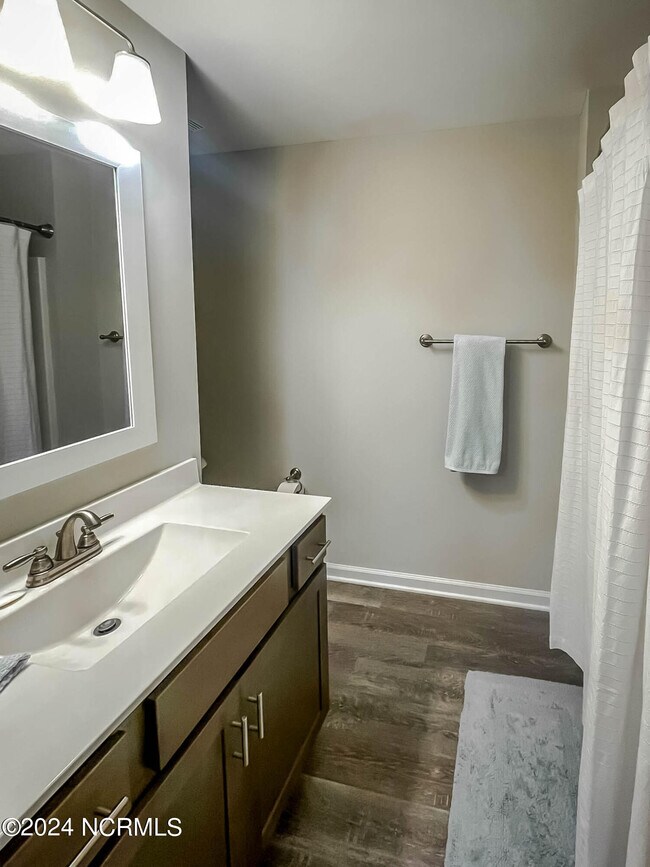 Building Photo - 175 Old Murdoch Rd