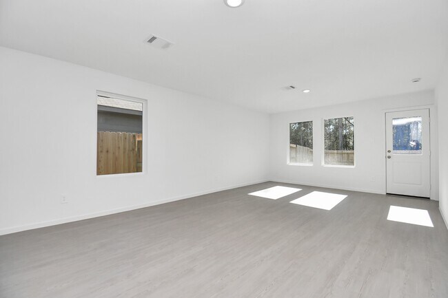 Building Photo - 22760 Hackberry Leaf Dr