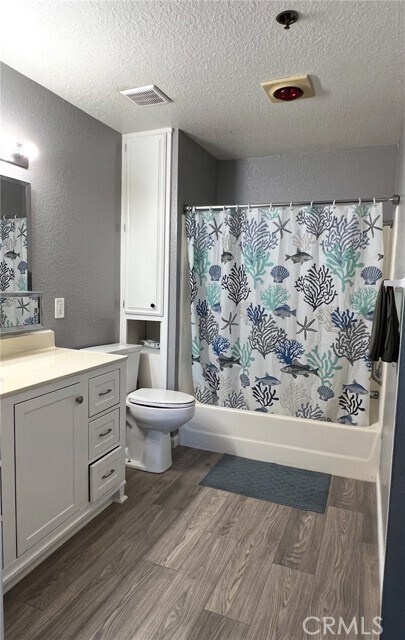 Building Photo - 11410 Dolan Ave