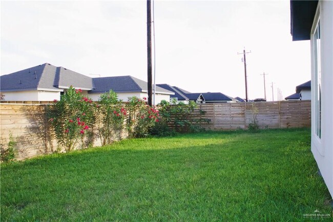 Building Photo - 3516 S Climax Dr