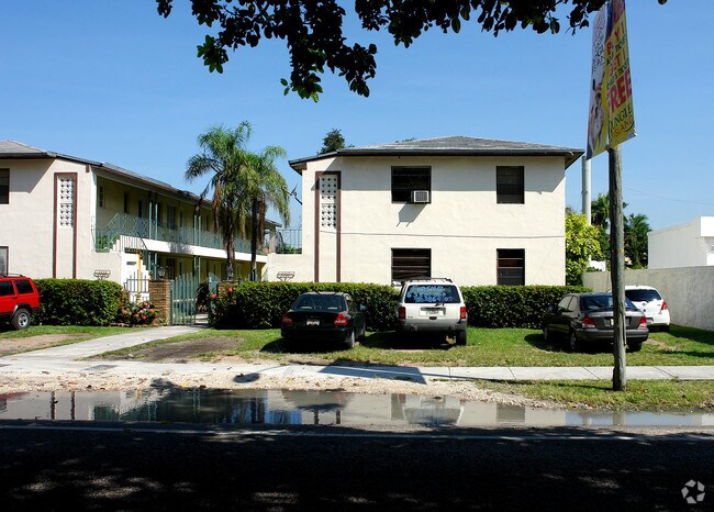 2030 - 2034 SW 3rd Ave - 2030-2034 SW 3rd Ave