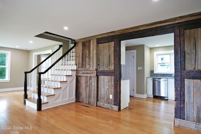 Building Photo - 1220 Ferry Rd