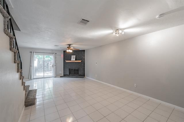 Building Photo - 186 Merlin Way