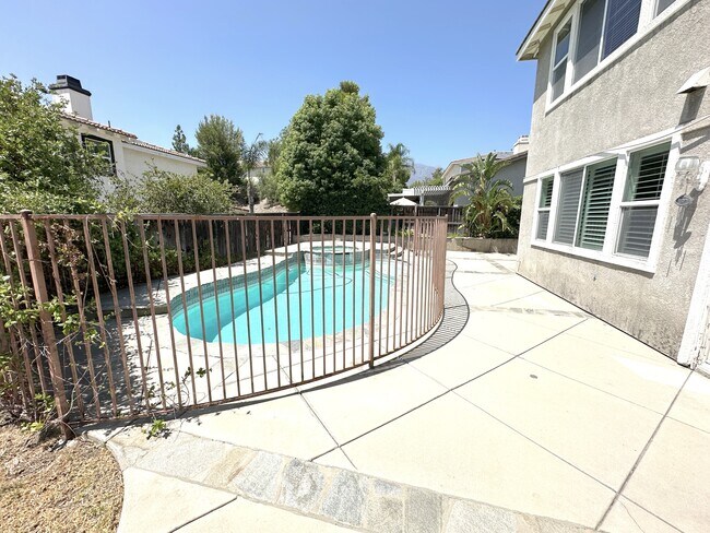 Building Photo - 6382 Puma Pl