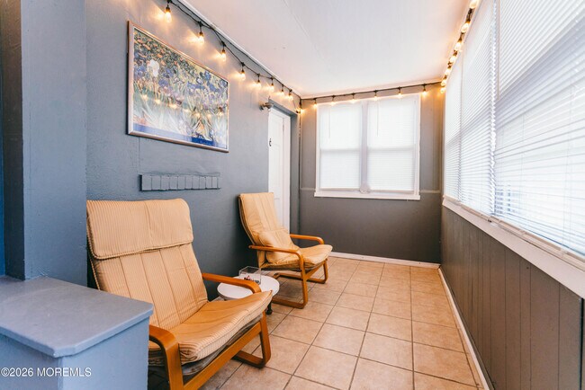 Building Photo - 13 Decatur Ave