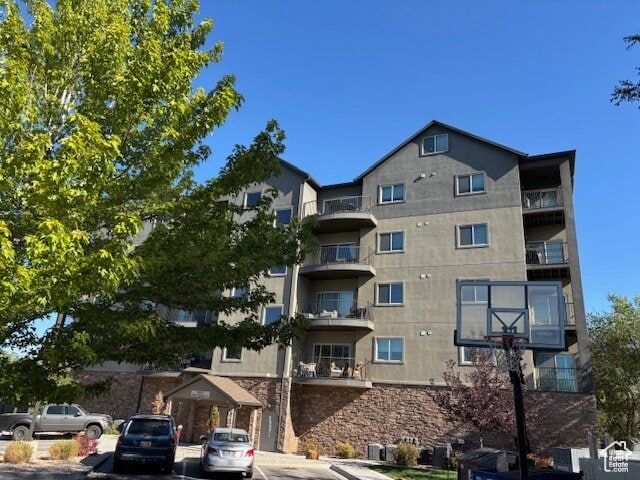 Building Photo - 1225 S 1225 E