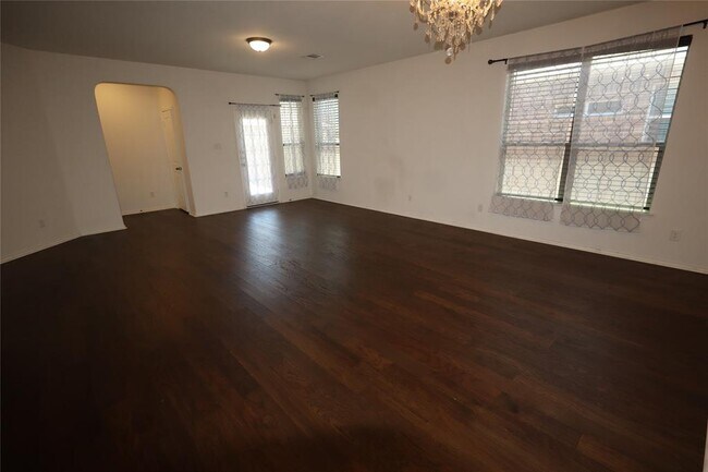 Building Photo - 17009 Gibbons Path