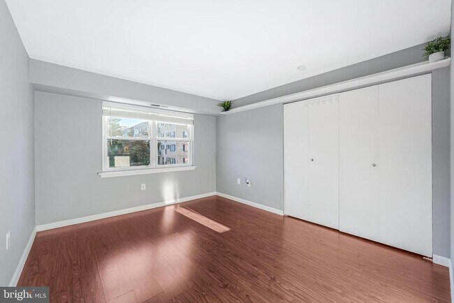 Building Photo - 444 N Armistead St