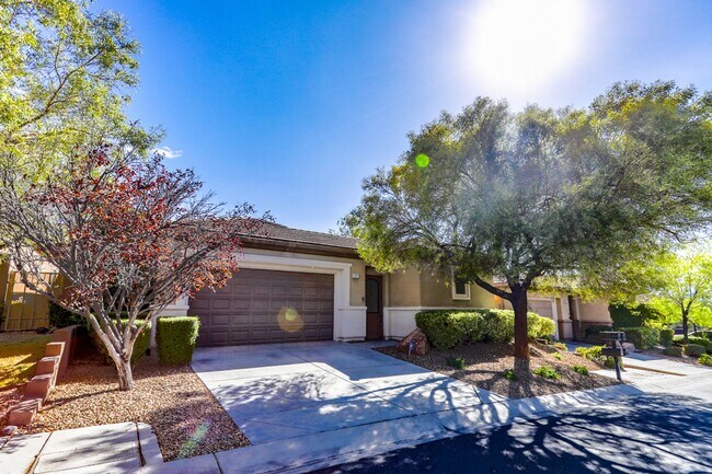 Building Photo - Anthem Country Club Beauty w/ Casita