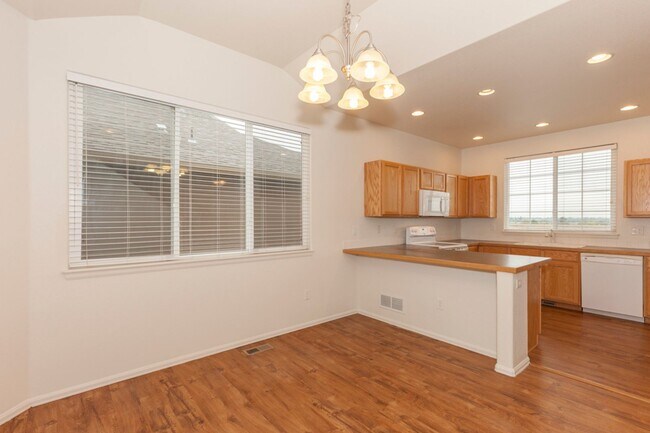 Building Photo - South Fort Collins 3 bedroom home