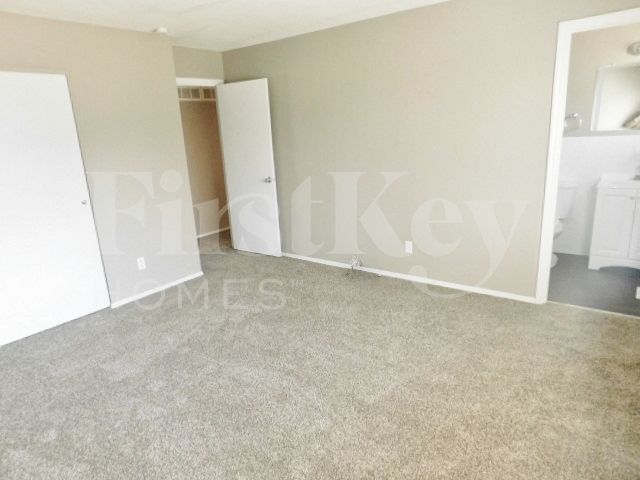 Building Photo - 2030 E Humes Ln
