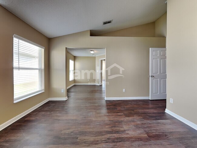 Building Photo - 6673 Bouganvillea Crescent Dr