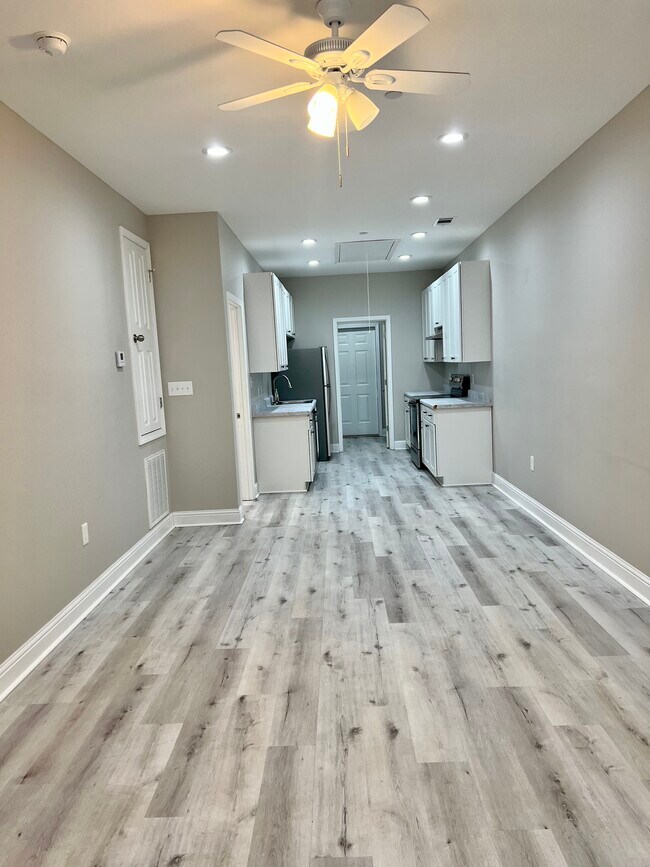 Building Photo - 15536 Quail Creek Cove