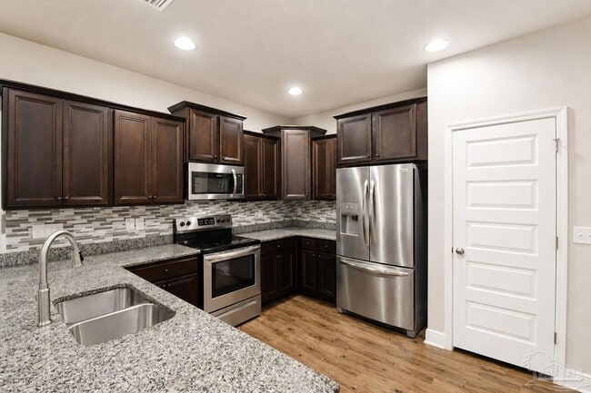 Building Photo - 3674 Hawks Landing Cir