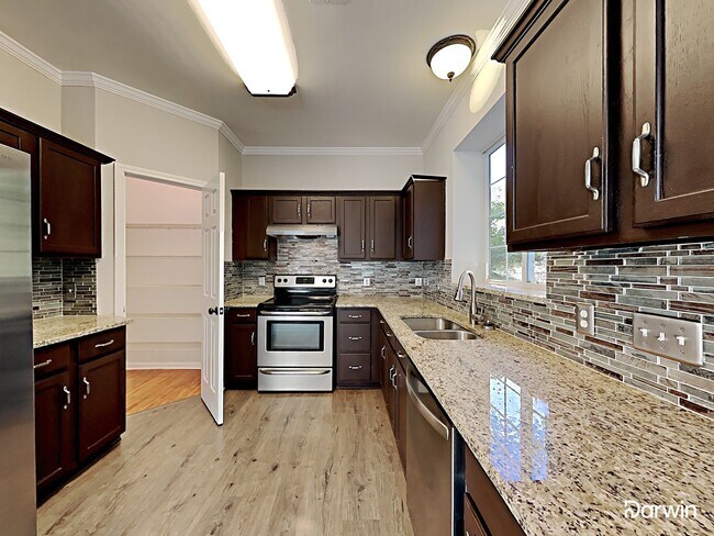 Building Photo - 1015 Clearbrook Road, Matthews, NC 28105