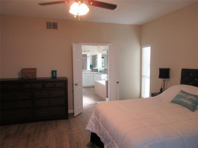 Building Photo - 713 Victorian Dr