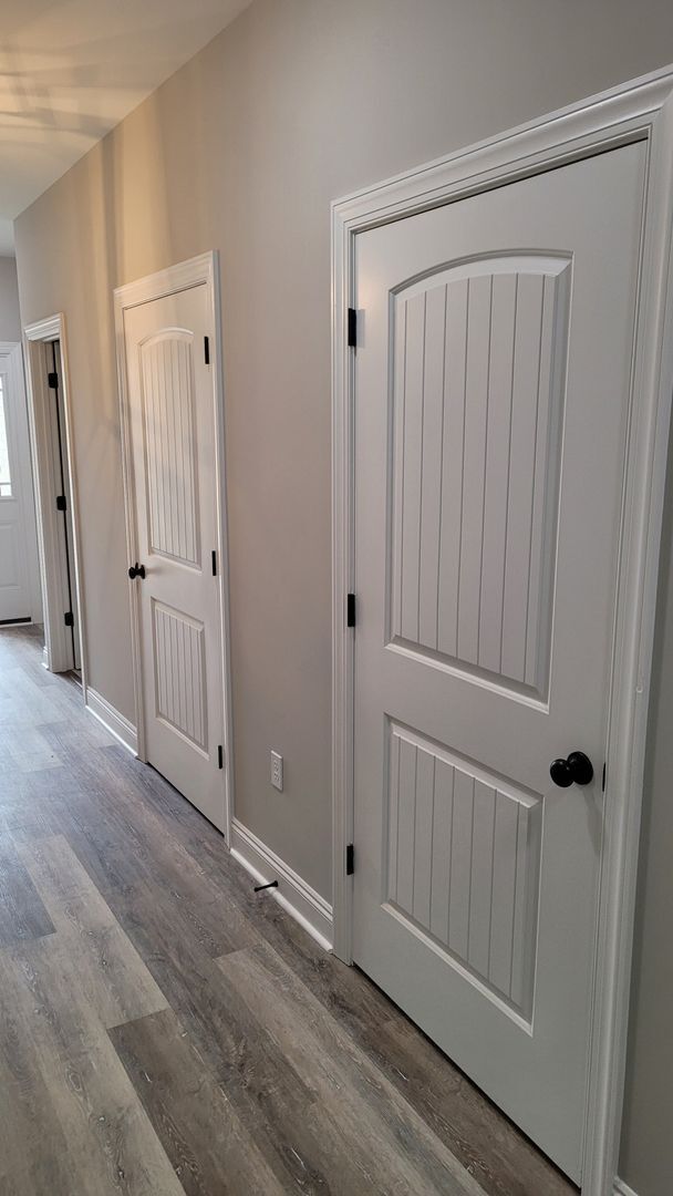 Building Photo - FULLY FURNISHED DUPLEX! 3BED 2BATH! ~ AVAL...
