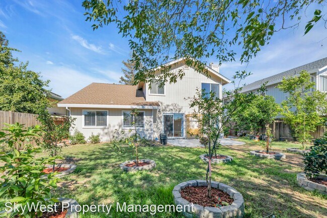 Building Photo - 4 br, 3 bath House - 8248 Exbourne Cir - 8...