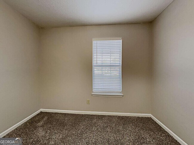 Building Photo - 968 Country Oaks Ct