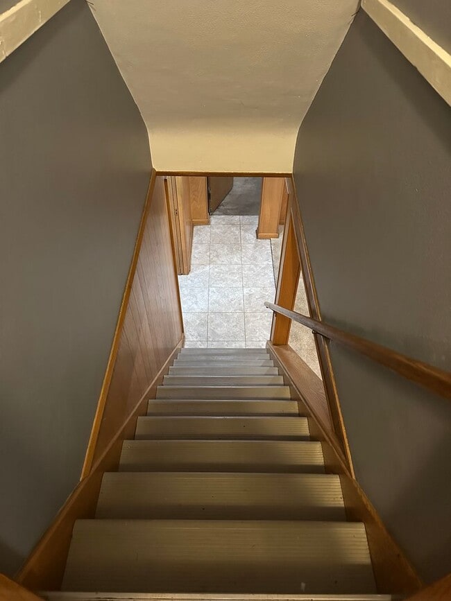 Building Photo - Beautiful Single Family Home Across from L...