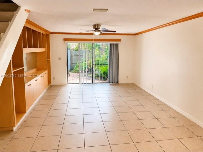 Building Photo - 3082 S Oakland Forest Dr