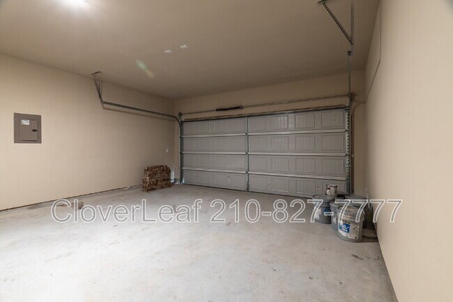 Building Photo - 2416 Marty Way