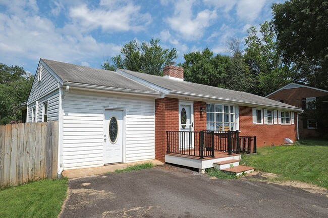 Primary Photo - Updated Greenbrier Home with Fenced Yard