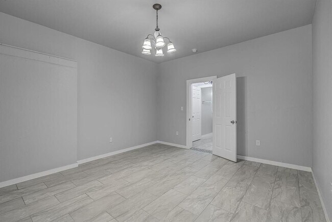 Building Photo - 1708 19th St
