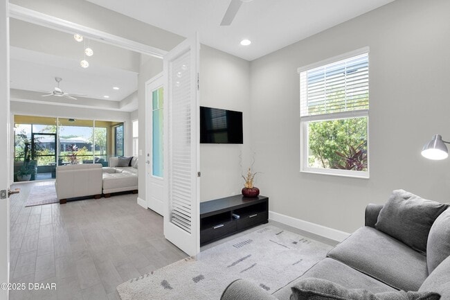 Building Photo - 109 Salt Shaker St