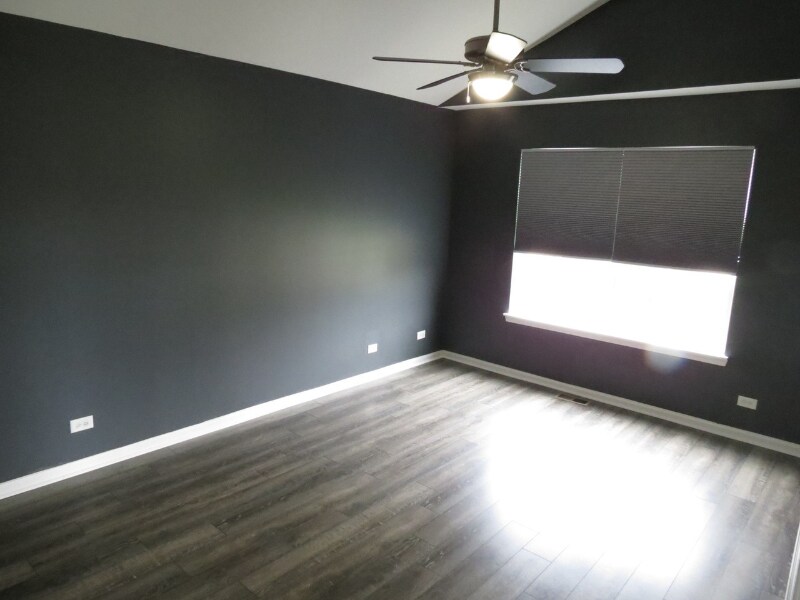 Building Photo - 465 Cary Woods Cir