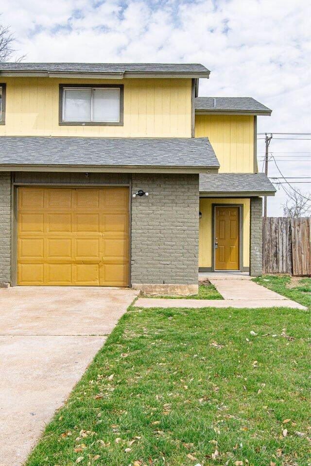 Building Photo - 3212 Trenton Dr