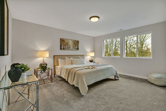 Building Photo - Award winning school district! 4 bedroom with RV and boat parking!